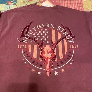 Southern Strut Deer Skull TShirt